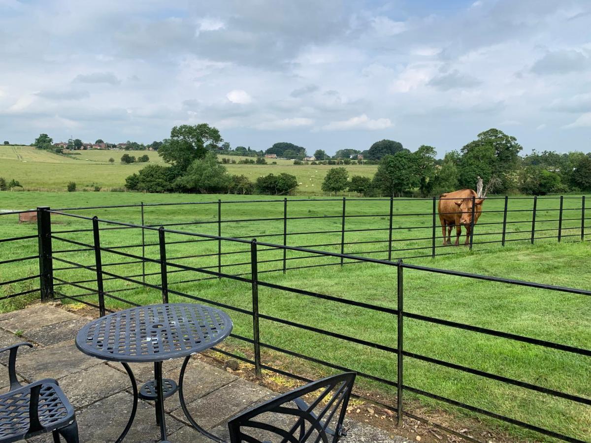 Weatherhead Farm Buckingham Exterior photo