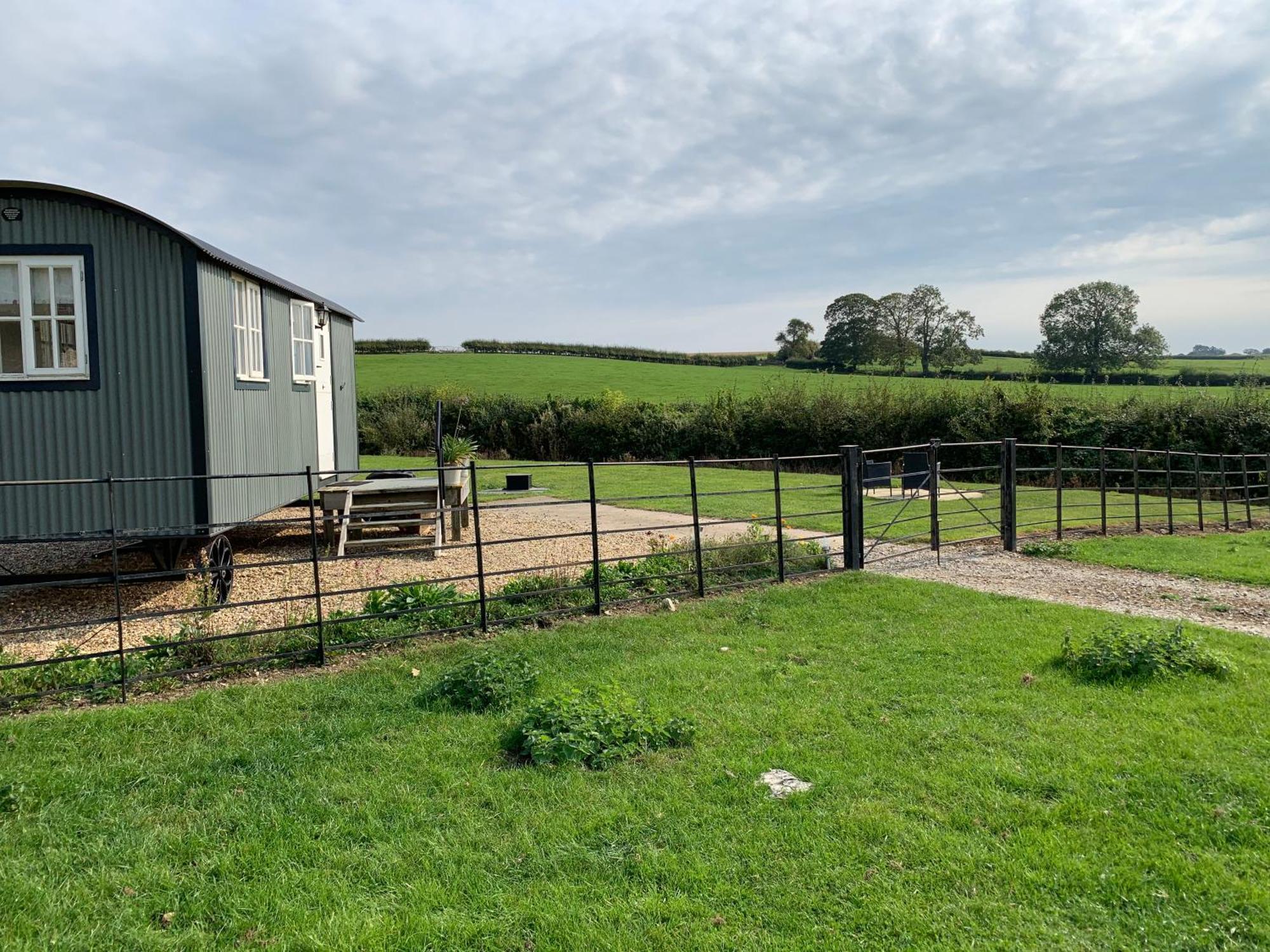 Weatherhead Farm Buckingham Exterior photo